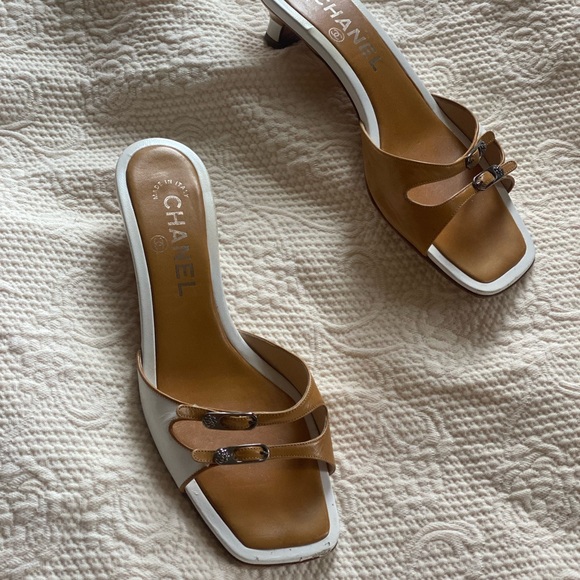 VTG CHANEL slide mule sandal - Picture 1 of 3